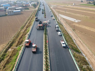 11月30日正式通車!濮新高速寧沈段全線路面工程提前完工